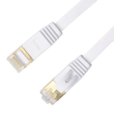 금 보호해야 하는 스네그리스 Rj45 연결기로 하얀 Cat6 네트워크 이더넷 LAN 케이블